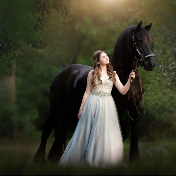 Meet your Posher, Kate - Picture 9 of 16